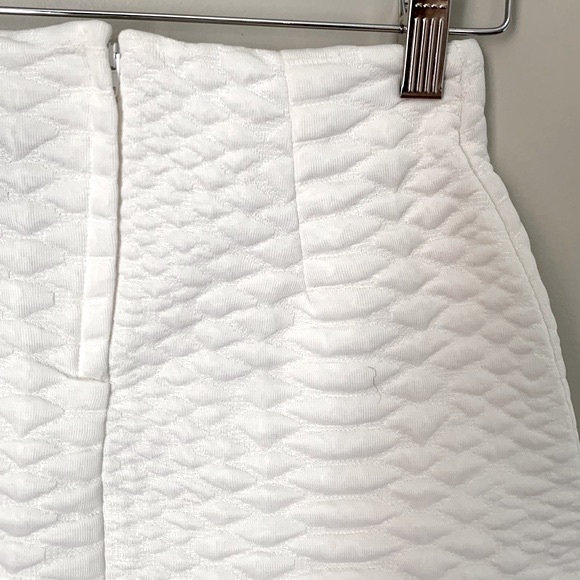 H&M size XS Quilted Mini Skirt & Crop Top - Picture 12 of 13